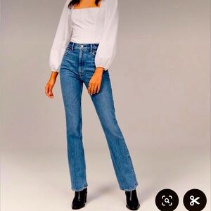 Abercrombie 70s Flare Jeans Medium Wash 4L (27L)